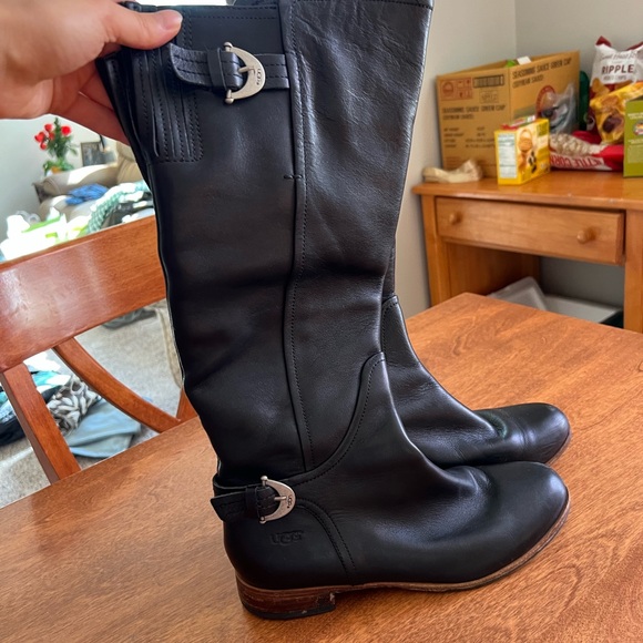 UGG BOOTS SIZE US 7 leather - Picture 5 of 9